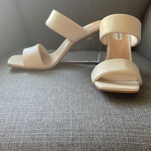 Cream Steve Madden Heals